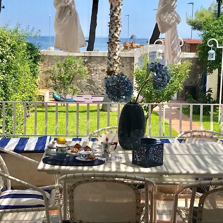 Villa Del Melograno Пати Екстериор снимка