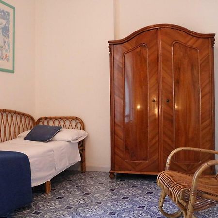 Villa Del Melograno Пати Екстериор снимка